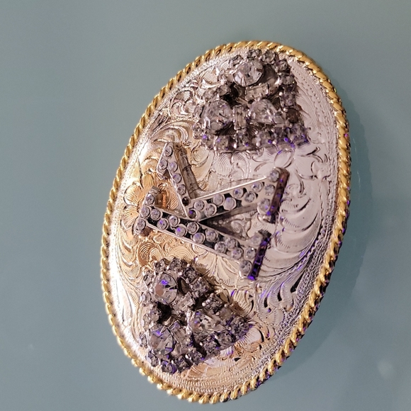 Little creek ranch. Silvertone initial buckle "K". - Picture 2 of 9